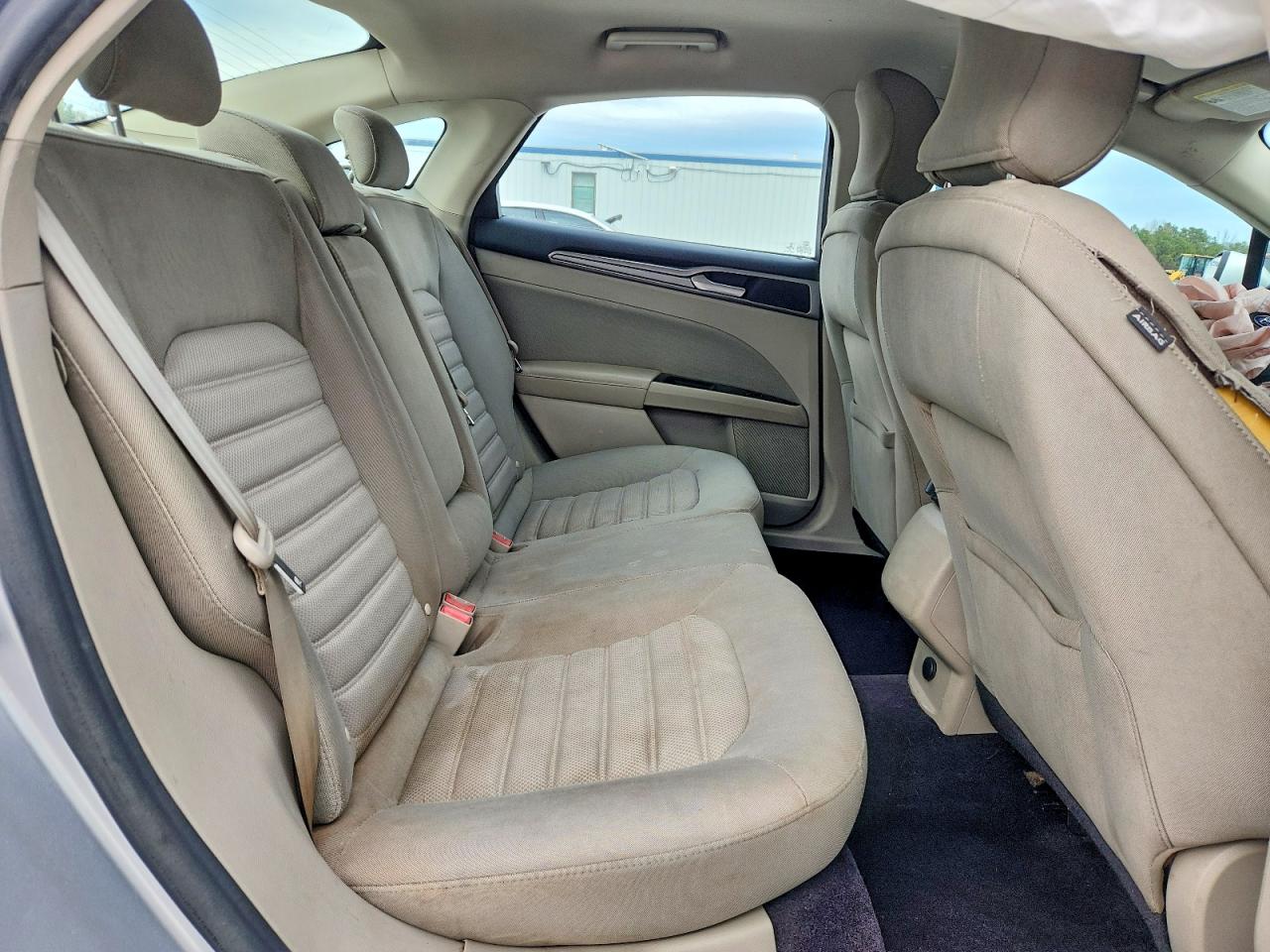 2017 FORD FUSION SE photo 10