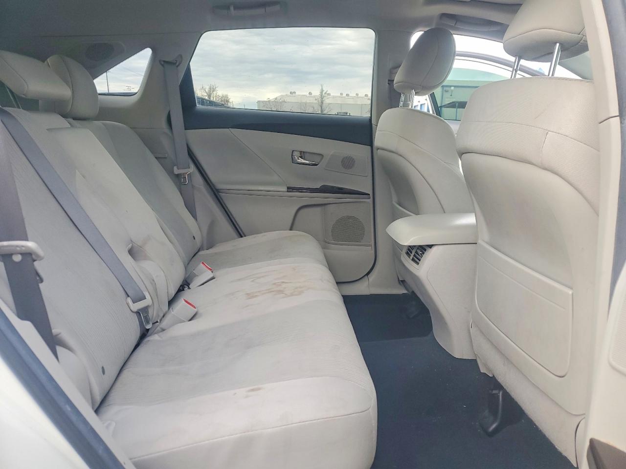 2011 TOYOTA VENZA photo 19
