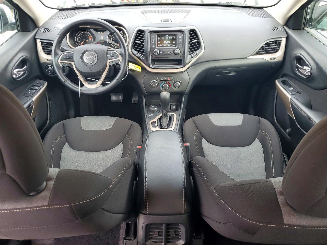 2018 JEEP CHEROKEE LATITUDE photo 15