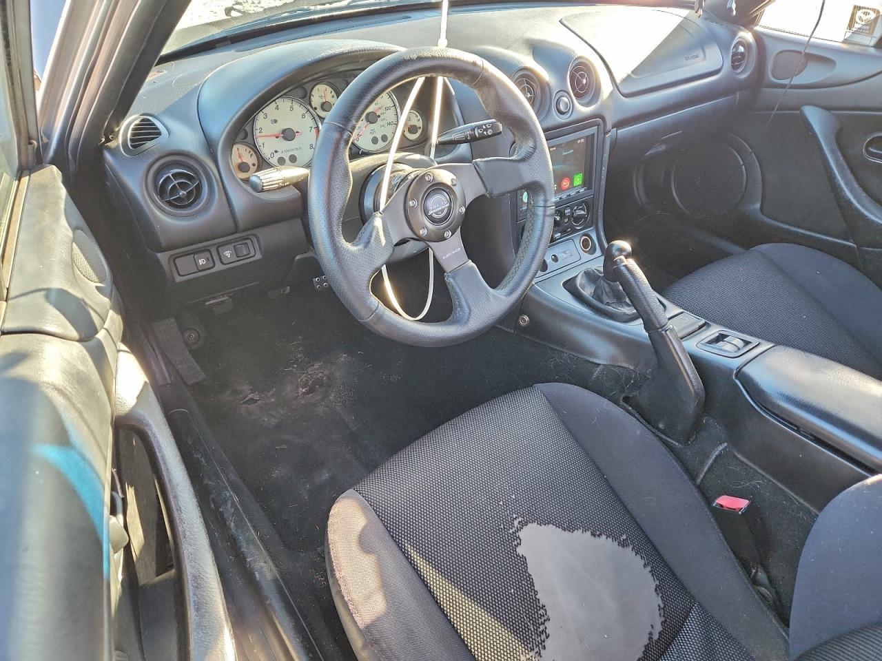 2002 MAZDA MX-5 MIATA BASE photo 8