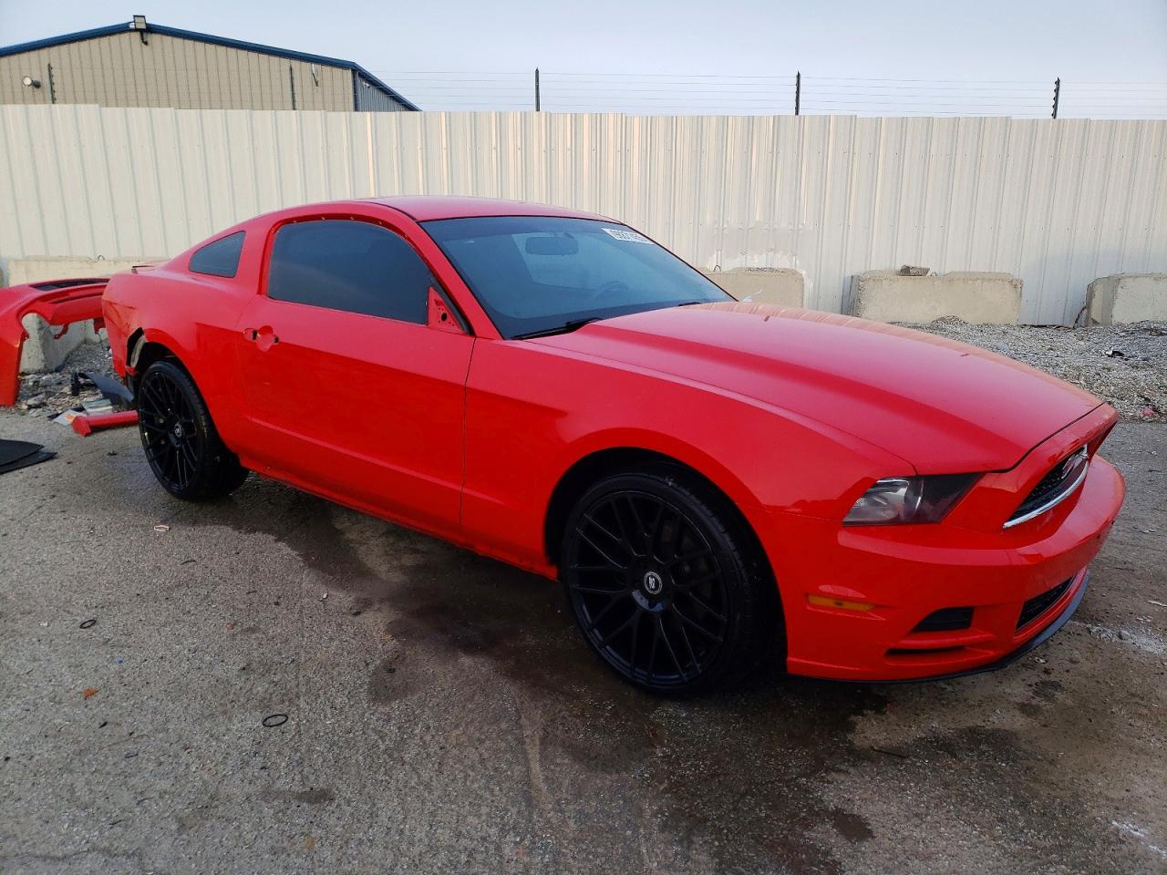 2014 FORD MUSTANG photo 4