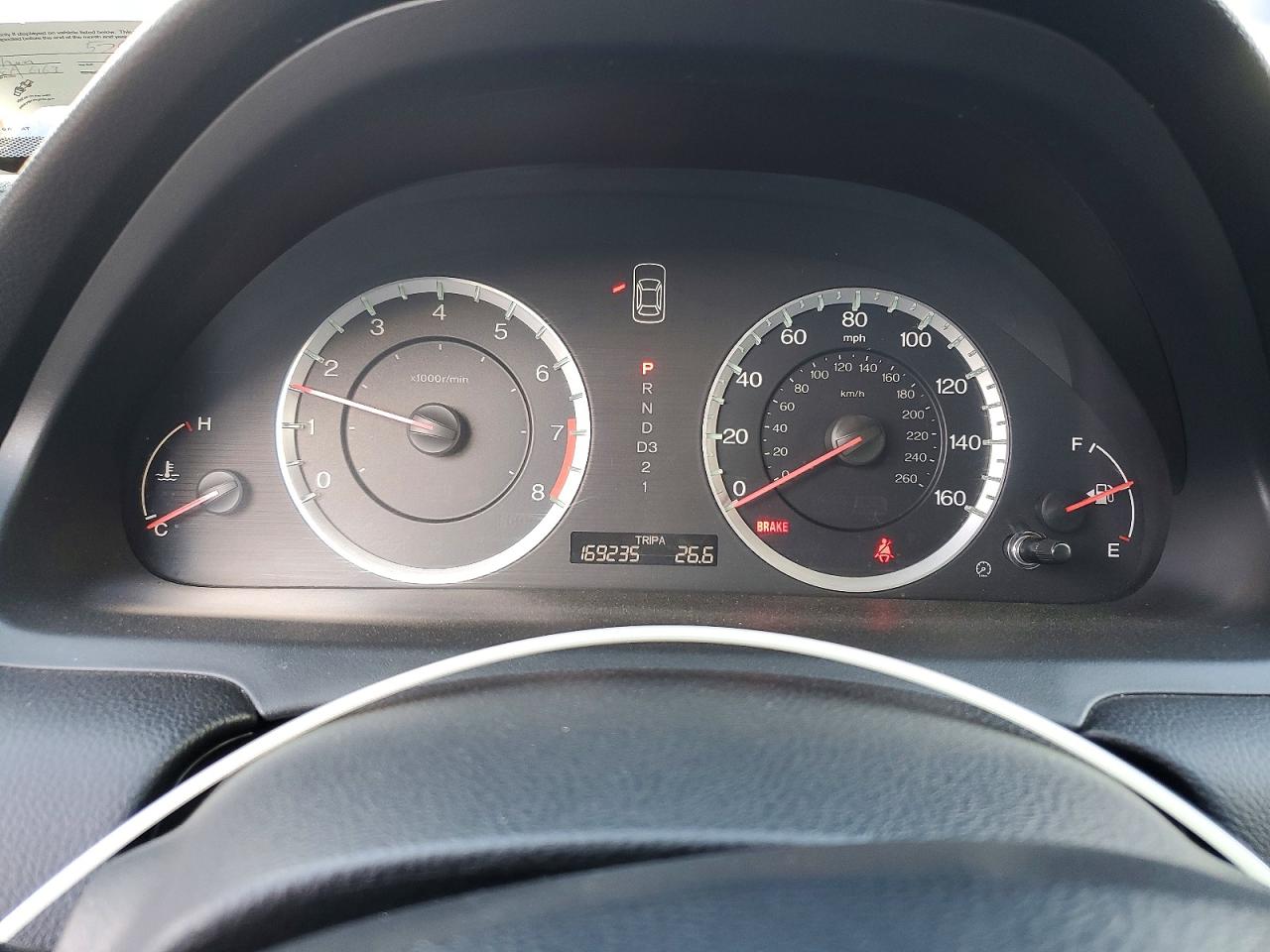 2011 HONDA ACCORD LXP photo 9