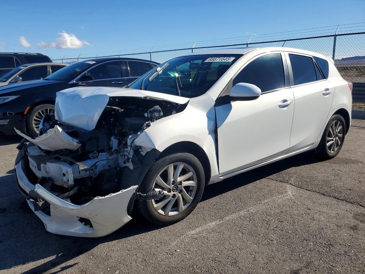 2013 MAZDA 3