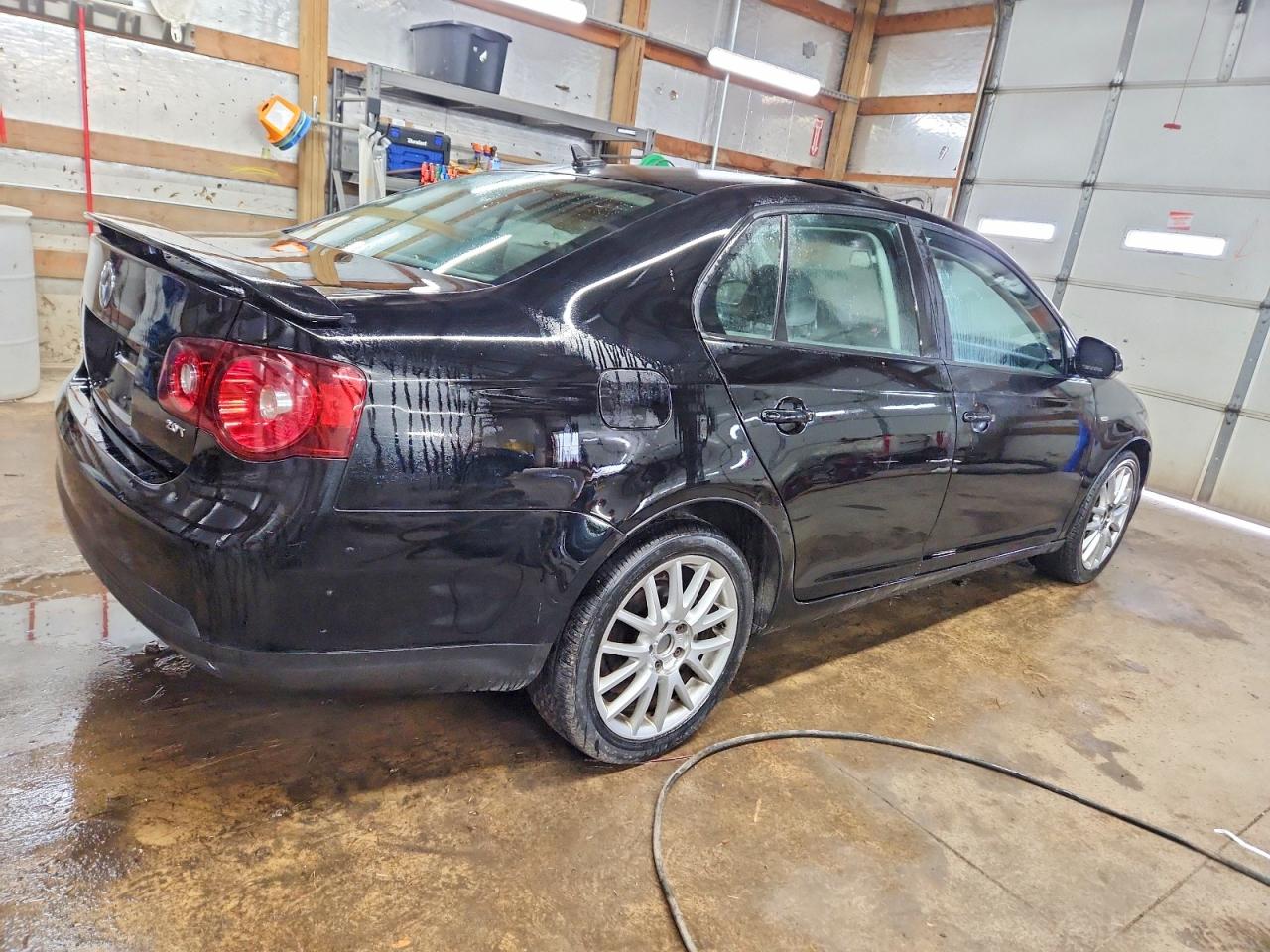 2008 VOLKSWAGEN JETTA WOLFSBURG photo 3