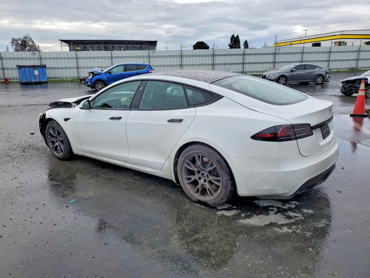 2022 TESLA MODEL S photo 2
