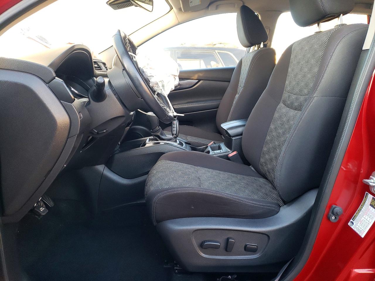 2019 NISSAN ROGUE SPORT S photo 19