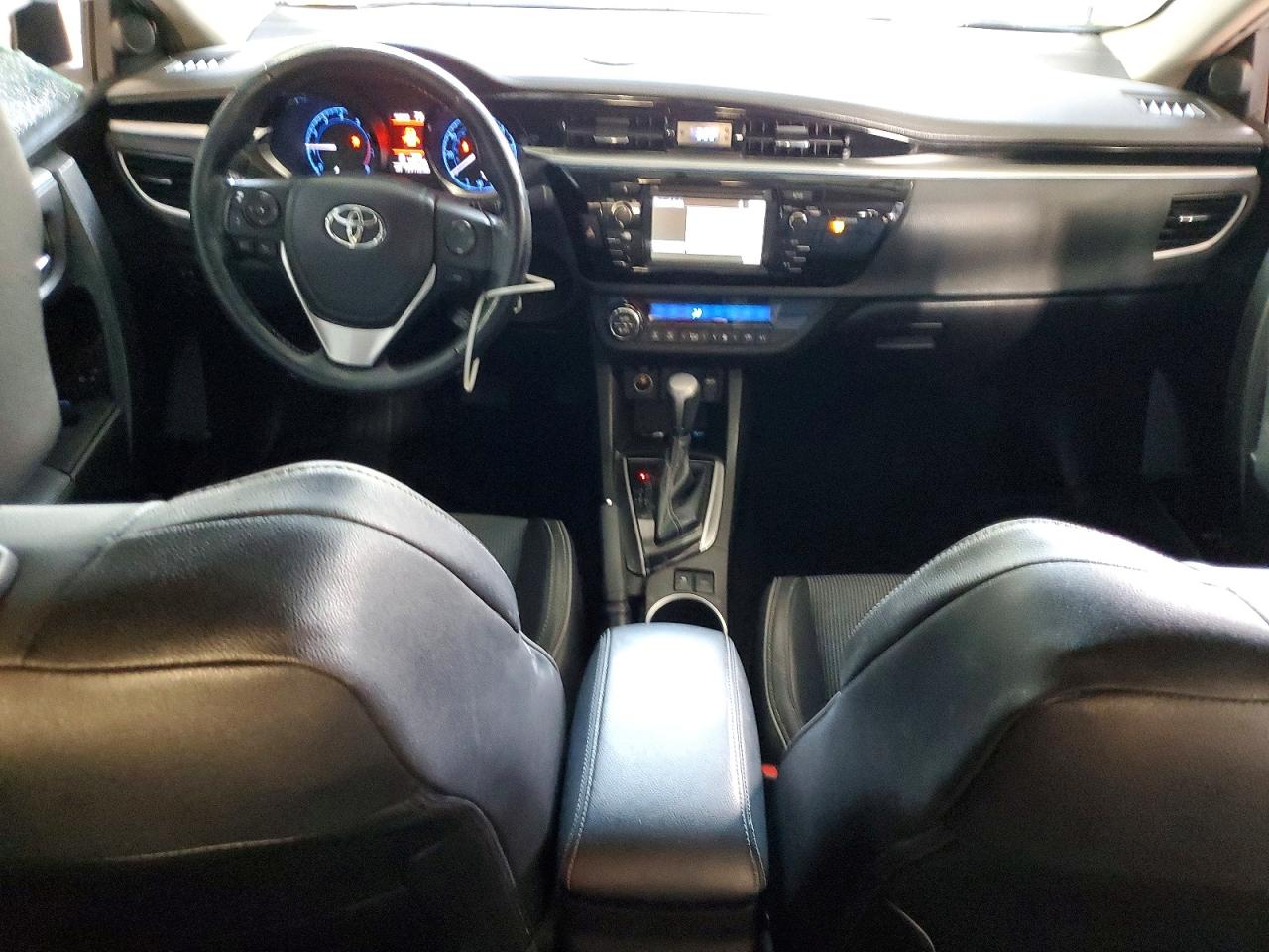 2014 TOYOTA COROLLA L photo 8