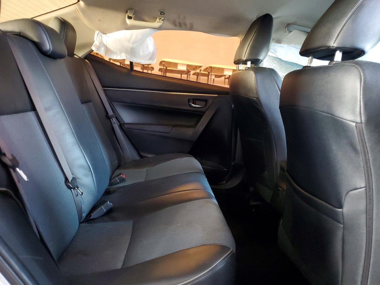 2014 TOYOTA COROLLA L photo 10