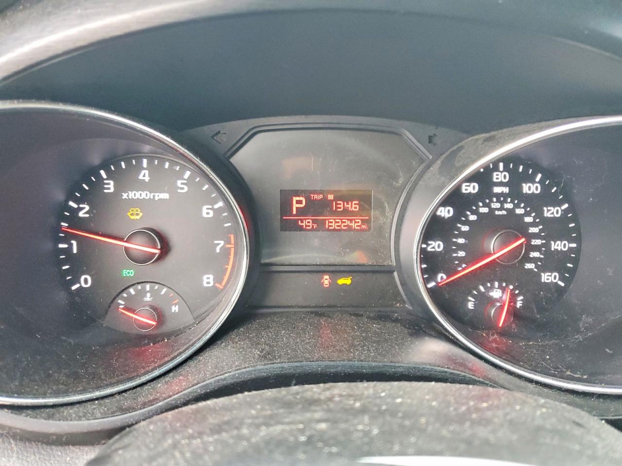 2016 KIA SEDONA LX photo 9