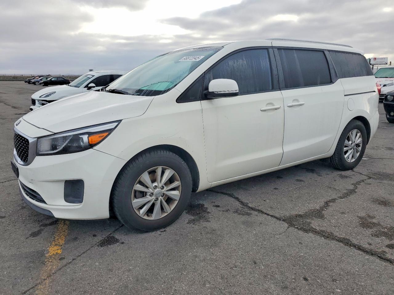2016 KIA SEDONA