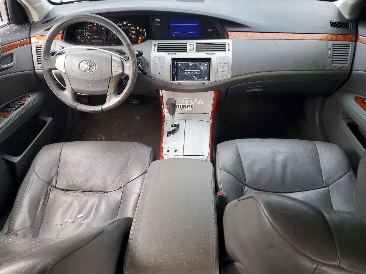 2005 TOYOTA AVALON XL photo 8