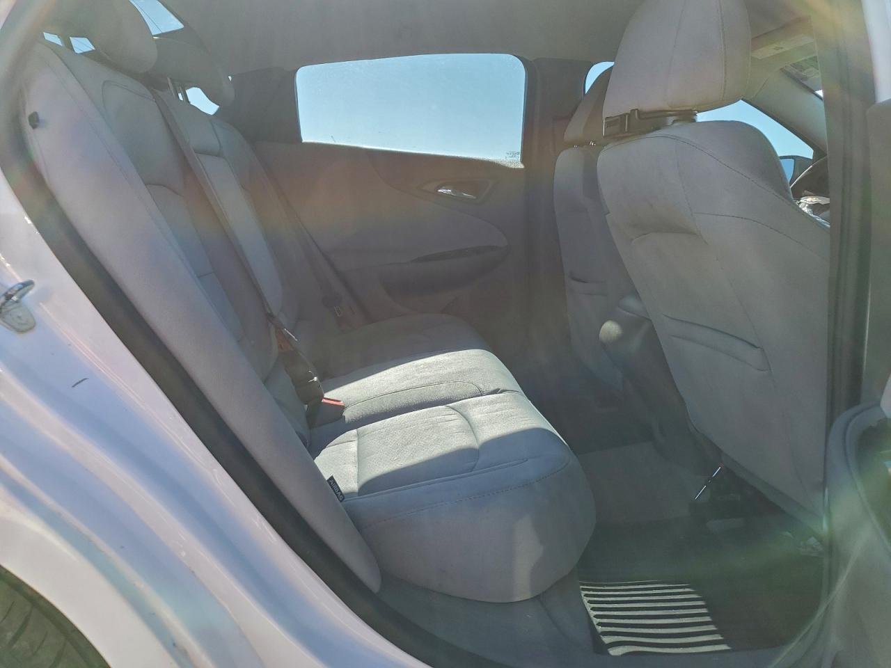 2016 CHEVROLET MALIBU LS photo 10