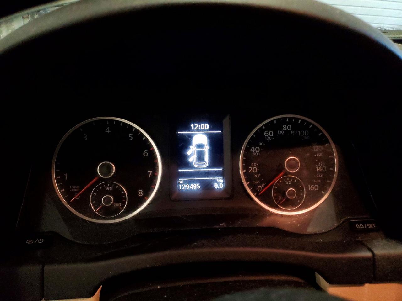 2017 VOLKSWAGEN TIGUAN S photo 9