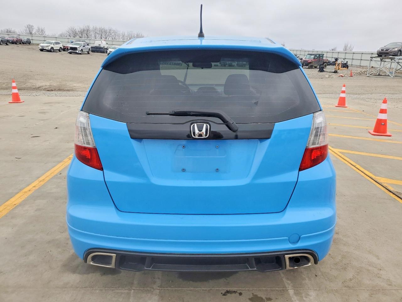 2011 HONDA FIT SPORT photo 6