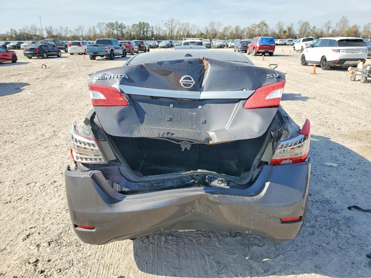2015 NISSAN SENTRA S photo 6