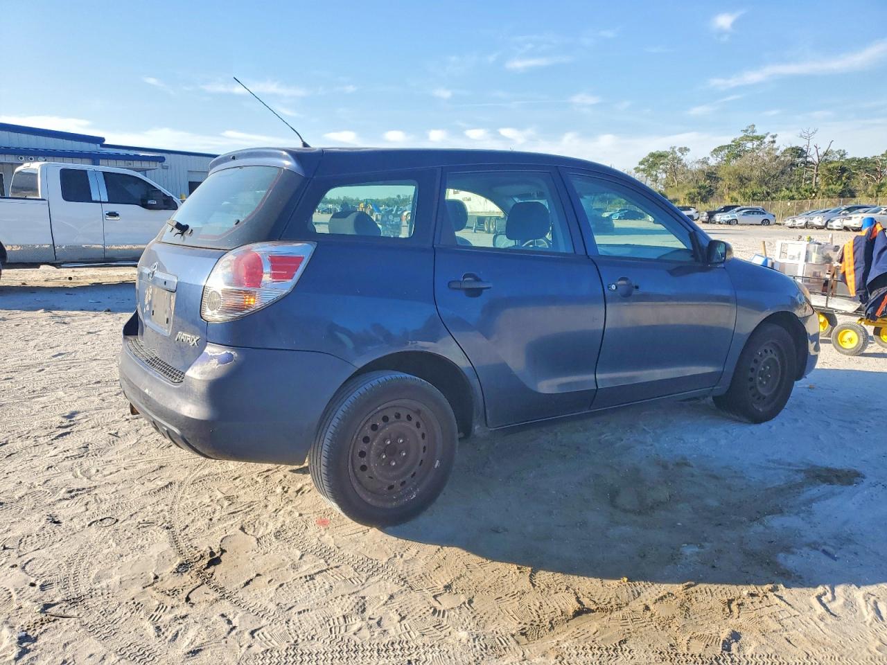 2006 TOYOTA COROLLA MATRIX XR photo 3