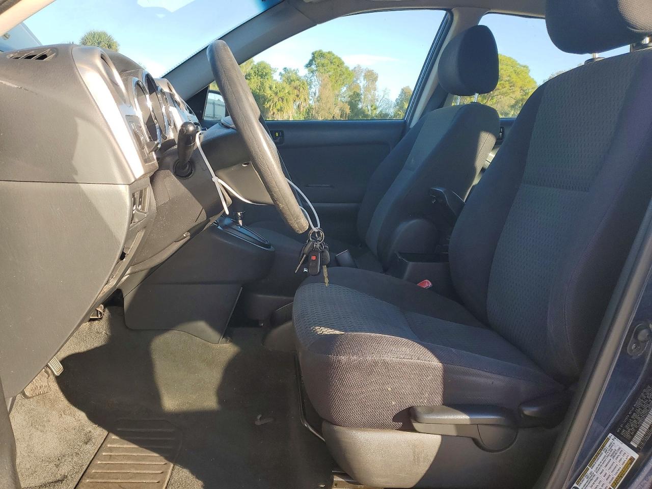 2006 TOYOTA COROLLA MATRIX XR photo 7