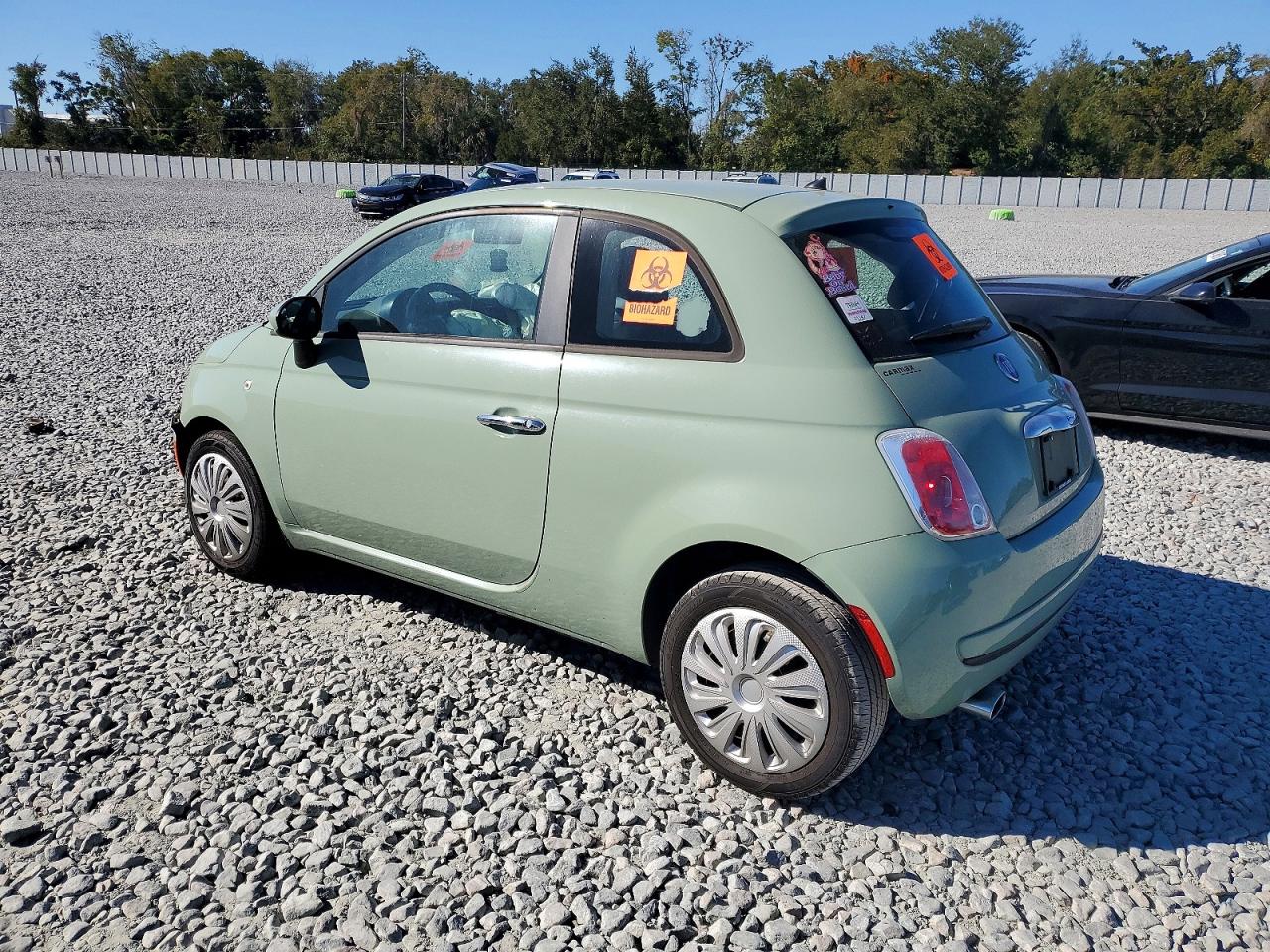 2013 FIAT 500 POP photo 2