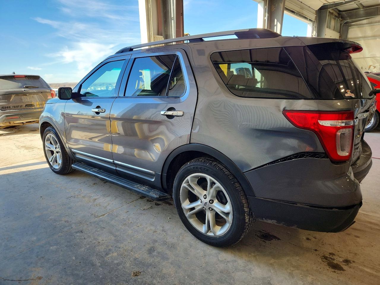 2011 FORD EXPLORER LIMITED photo 2