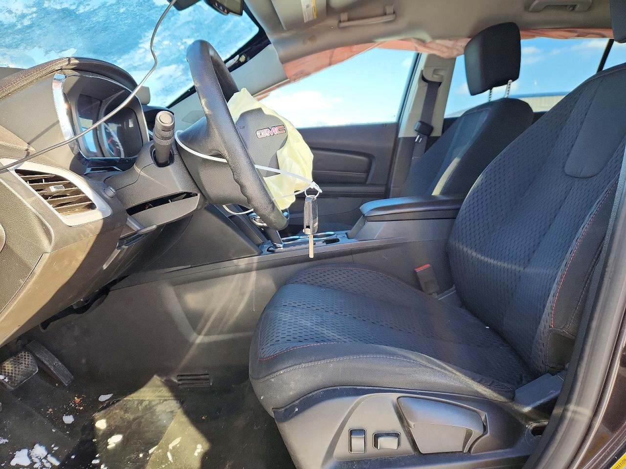 2013 GMC TERRAIN SLE photo 13