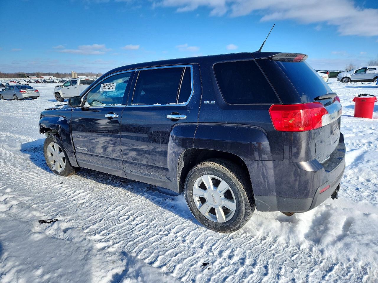 2013 GMC TERRAIN SLE photo 3