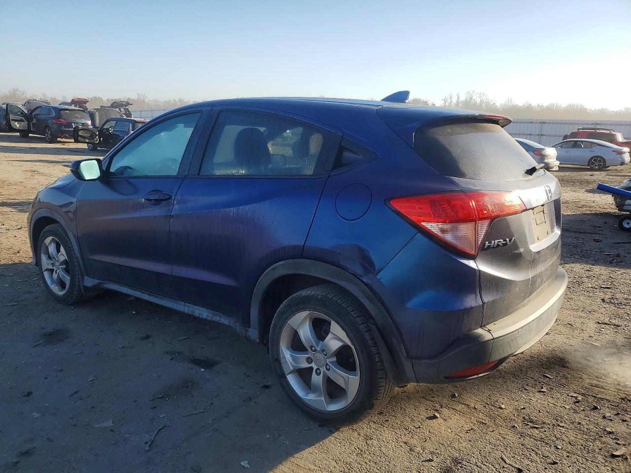 2016 HONDA HR-V EX photo 2