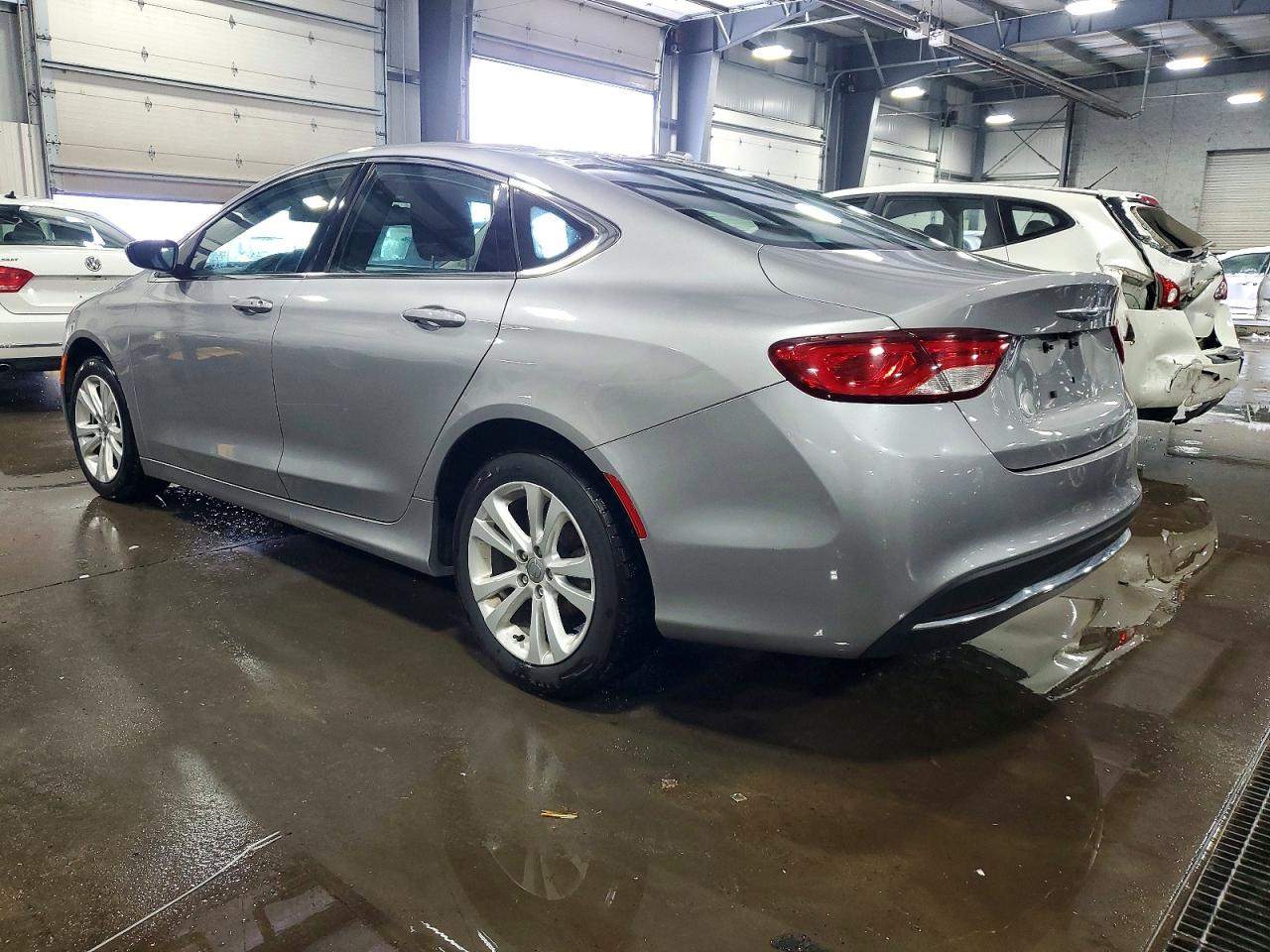 2015 CHRYSLER 200 LIMITED photo 2