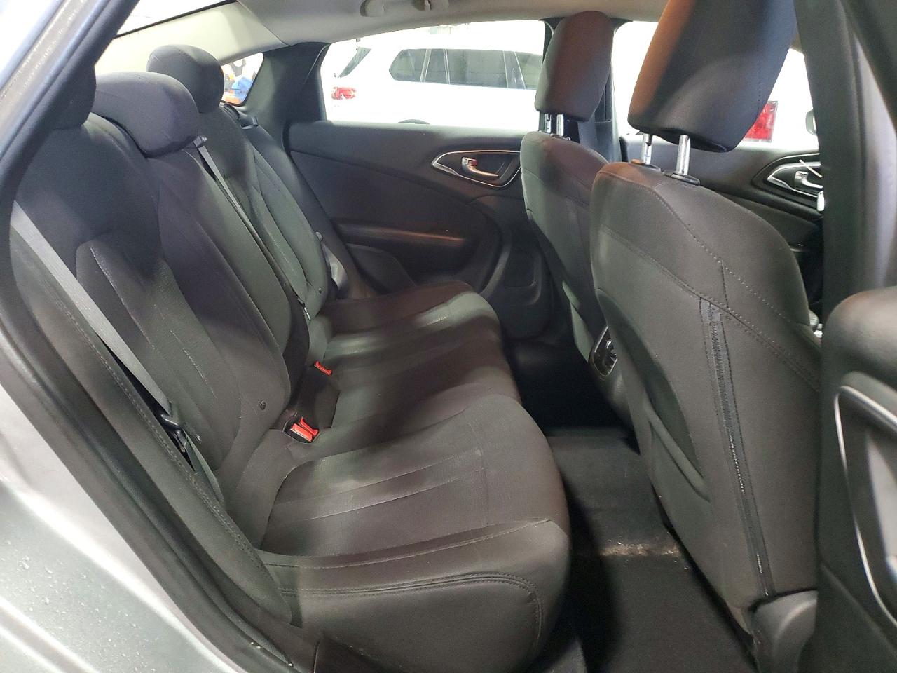2015 CHRYSLER 200 LIMITED photo 10