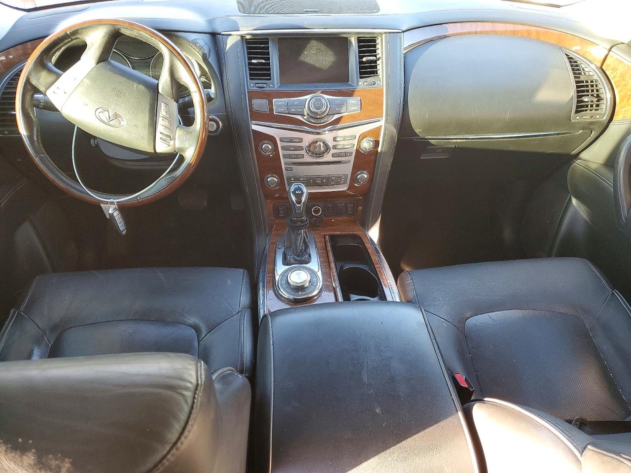 2018 INFINITI QX80 BASE photo 8
