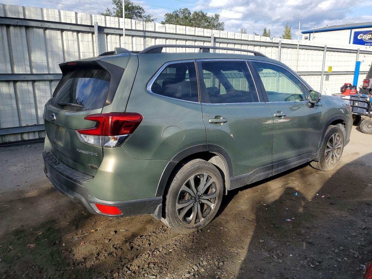 2020 SUBARU FORESTER LIMITED photo 3