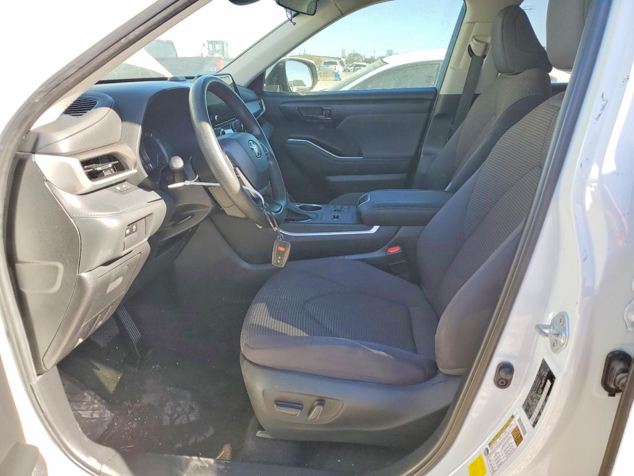 2023 TOYOTA HIGHLANDER L photo 7