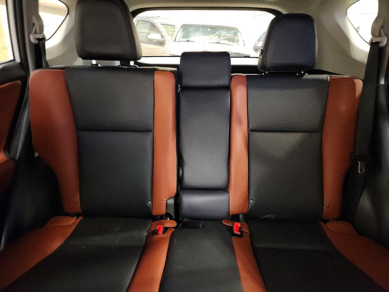 2015 TOYOTA RAV4 LIMITED photo 19