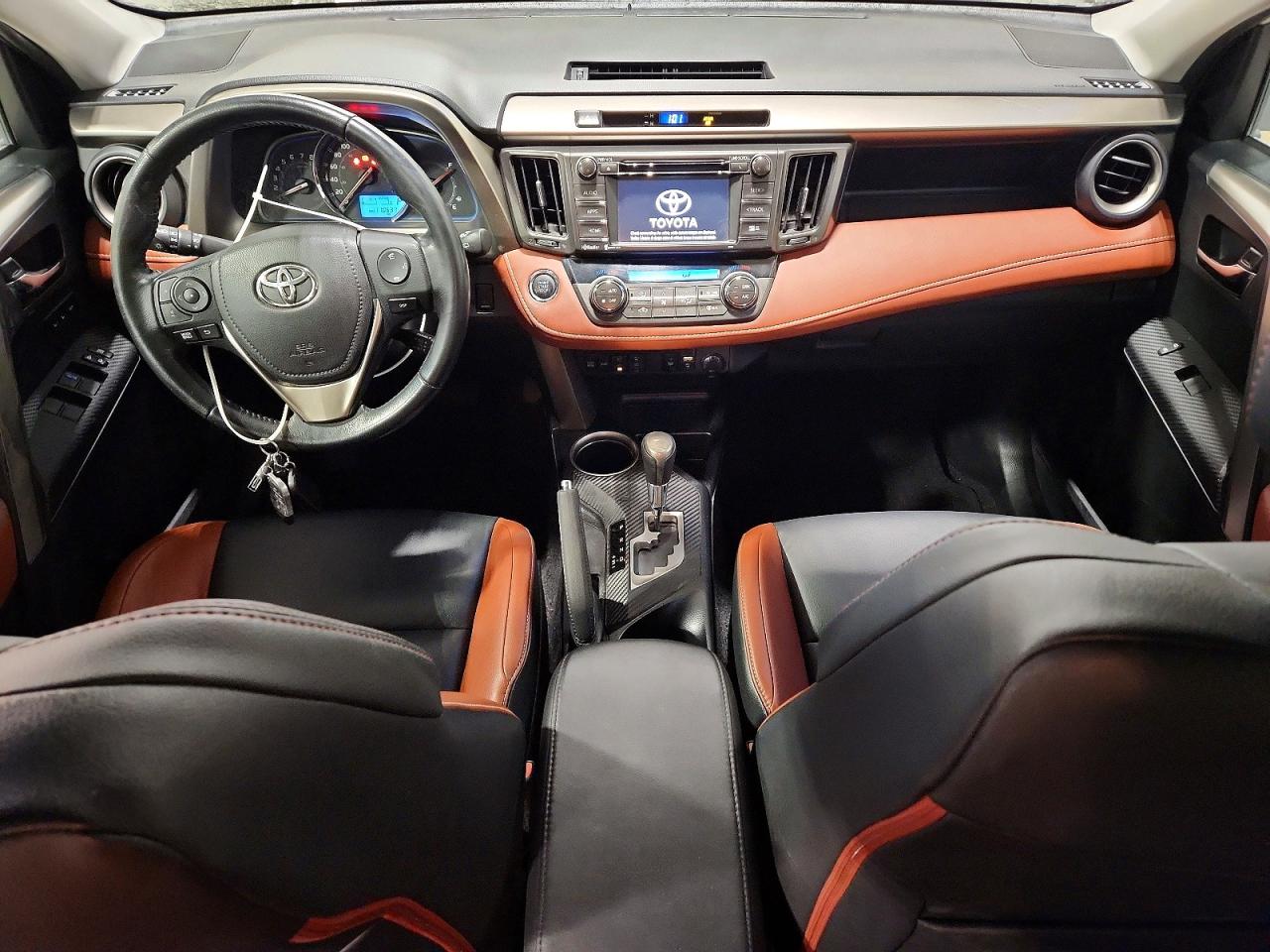 2015 TOYOTA RAV4 LIMITED photo 15