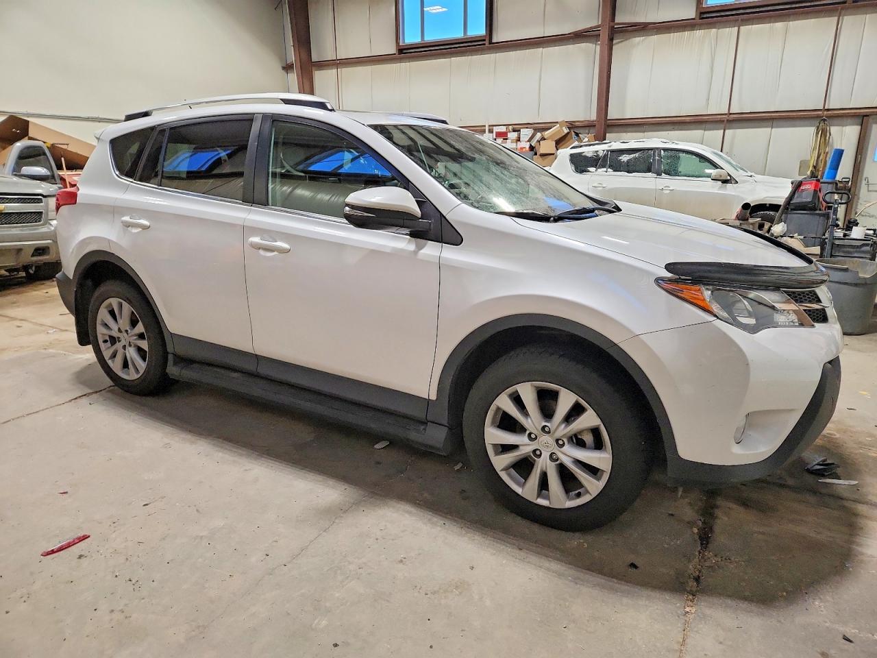 2015 TOYOTA RAV4 LIMITED photo 7