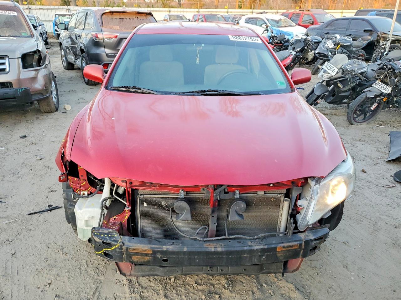 2011 TOYOTA CAMRY BASE photo 5