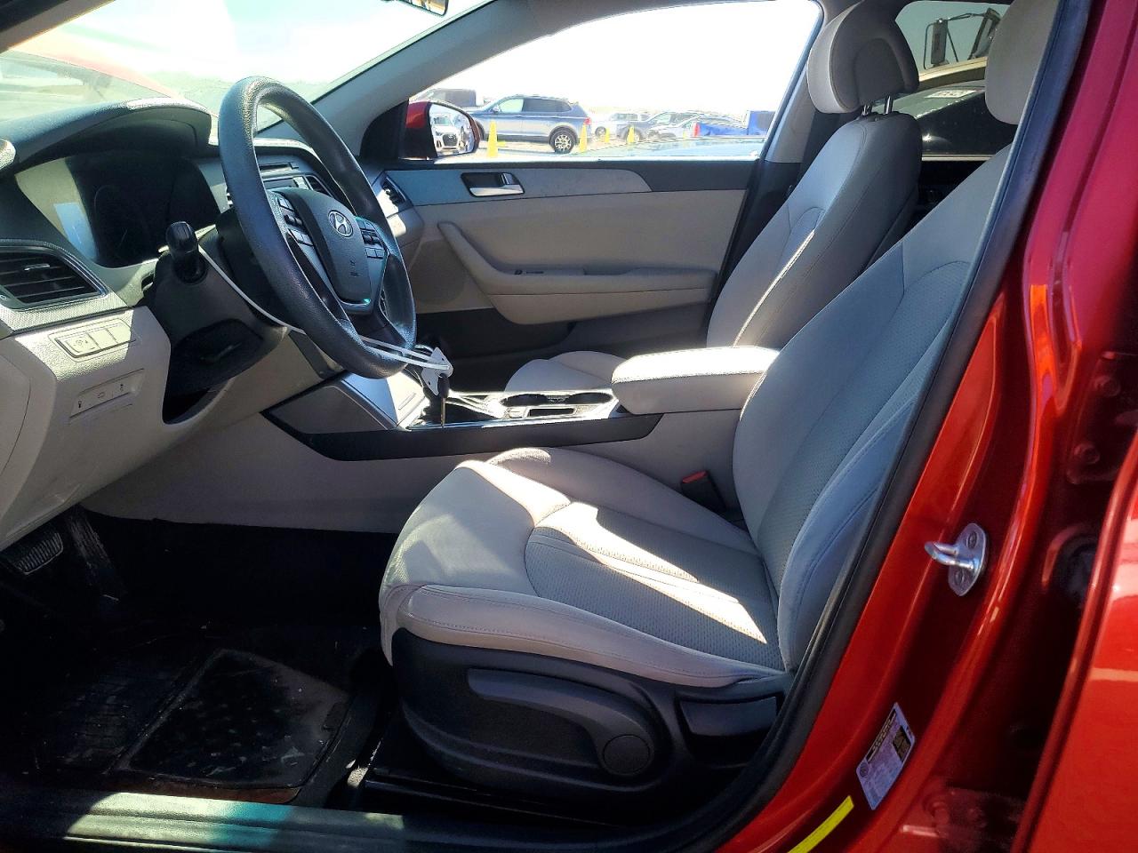 2017 HYUNDAI SONATA SE photo 7