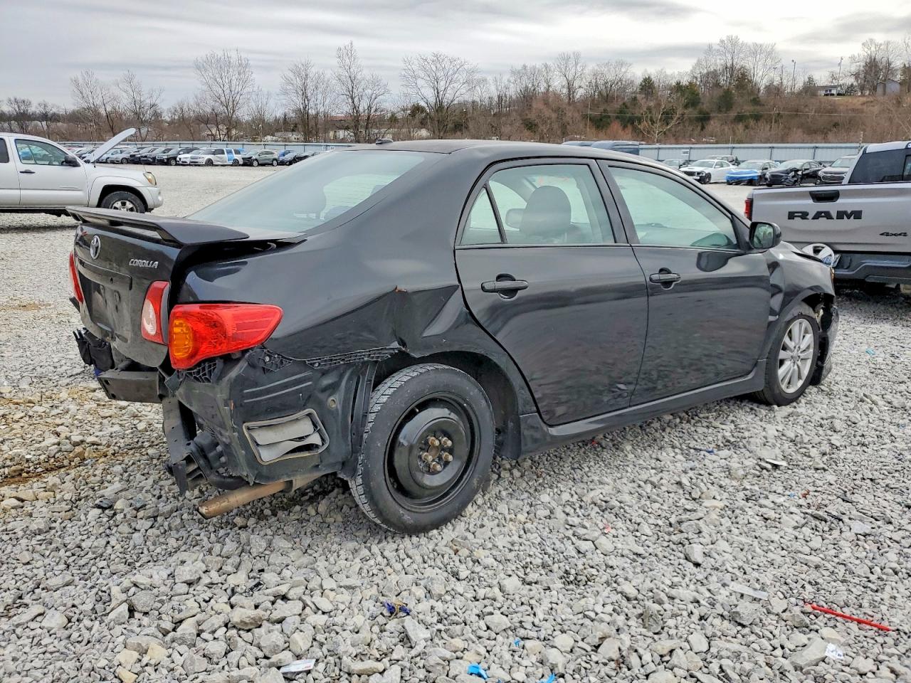 2010 TOYOTA COROLLA BASE photo 5