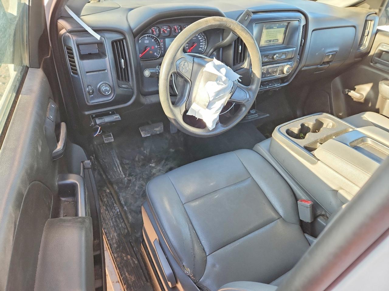 2018 CHEVROLET SILVERADO C1500 photo 8