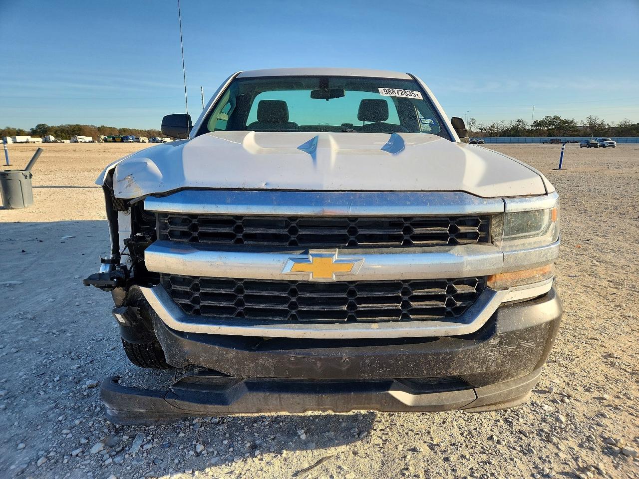 2018 CHEVROLET SILVERADO C1500 photo 5