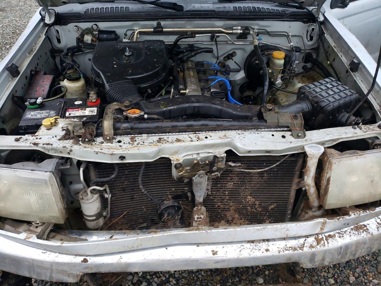 2000 NISSAN FRONTIER KING CAB XE photo 11