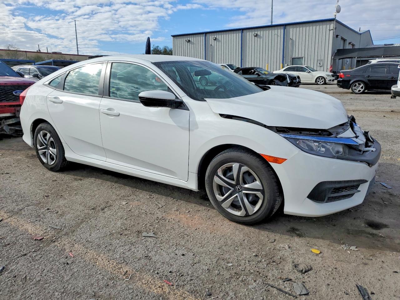 2017 HONDA CIVIC LX photo 4