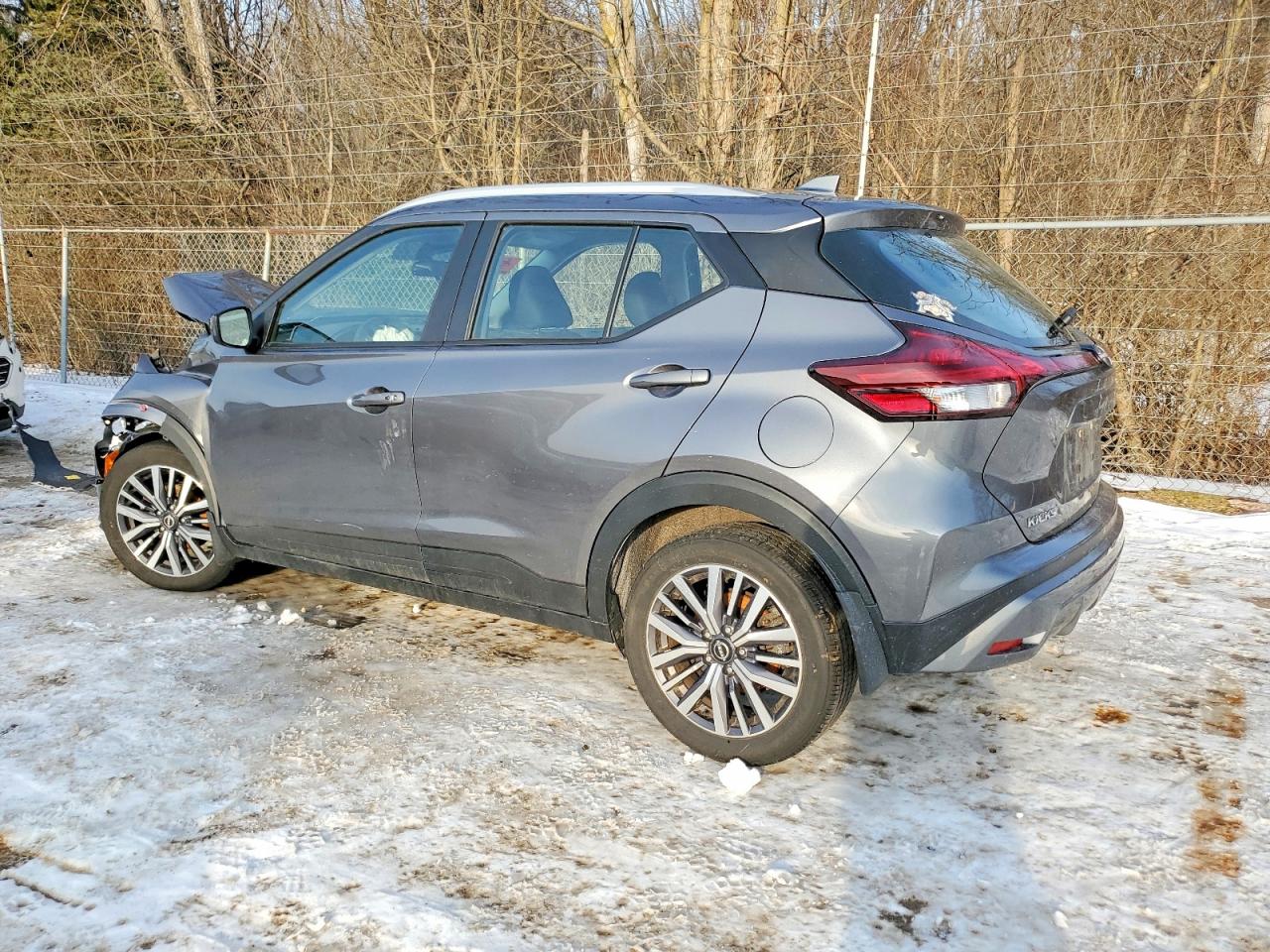 2023 NISSAN KICKS SV photo 4