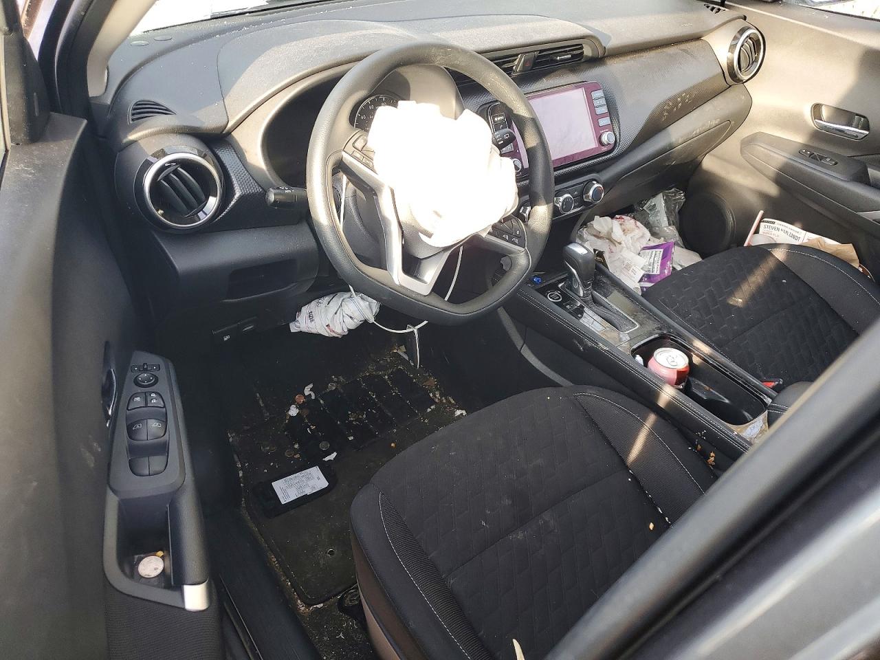 2023 NISSAN KICKS SV photo 22