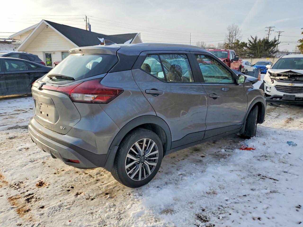 2023 NISSAN KICKS SV photo 7