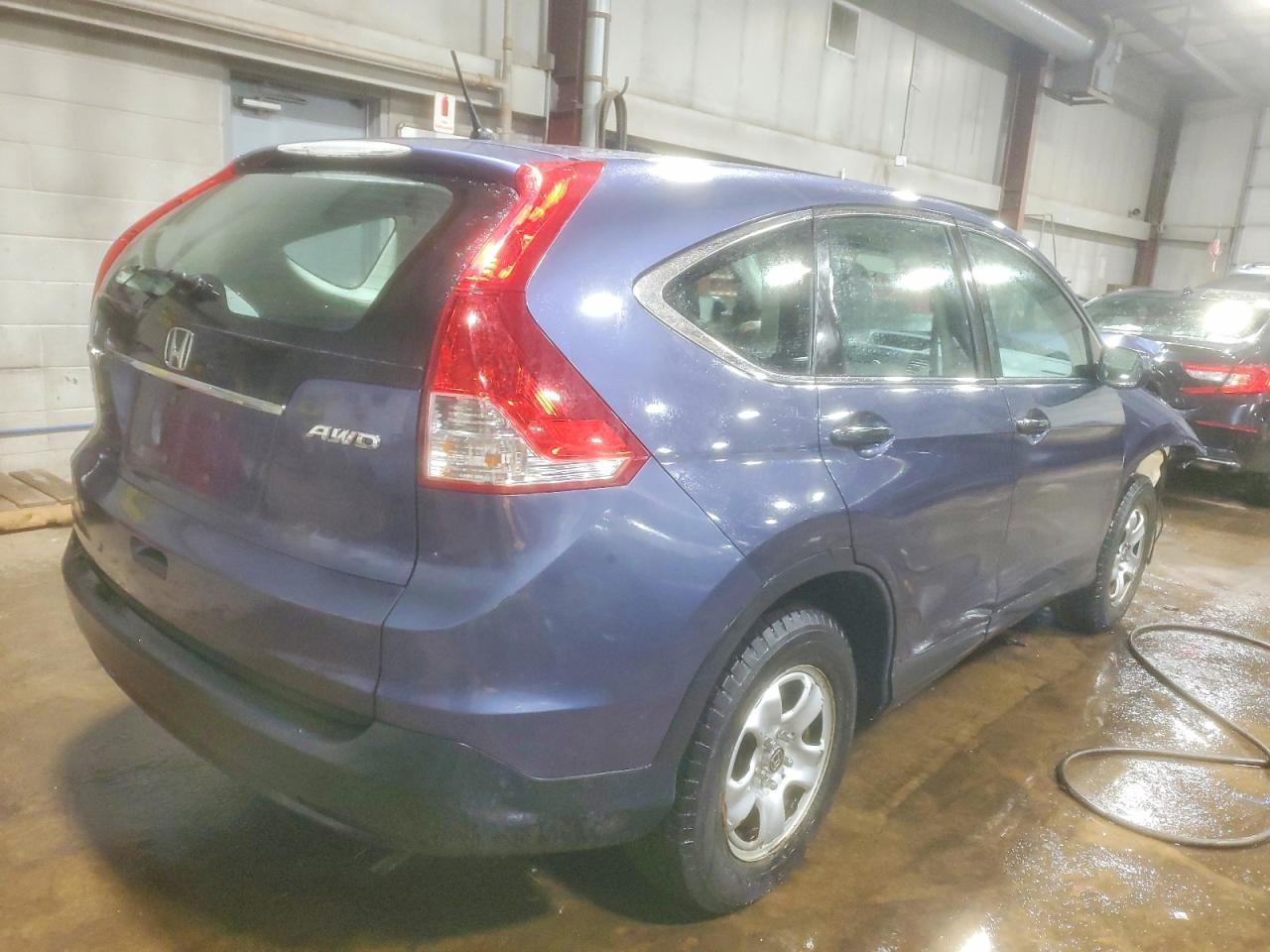 2013 HONDA CR-V LX photo 3
