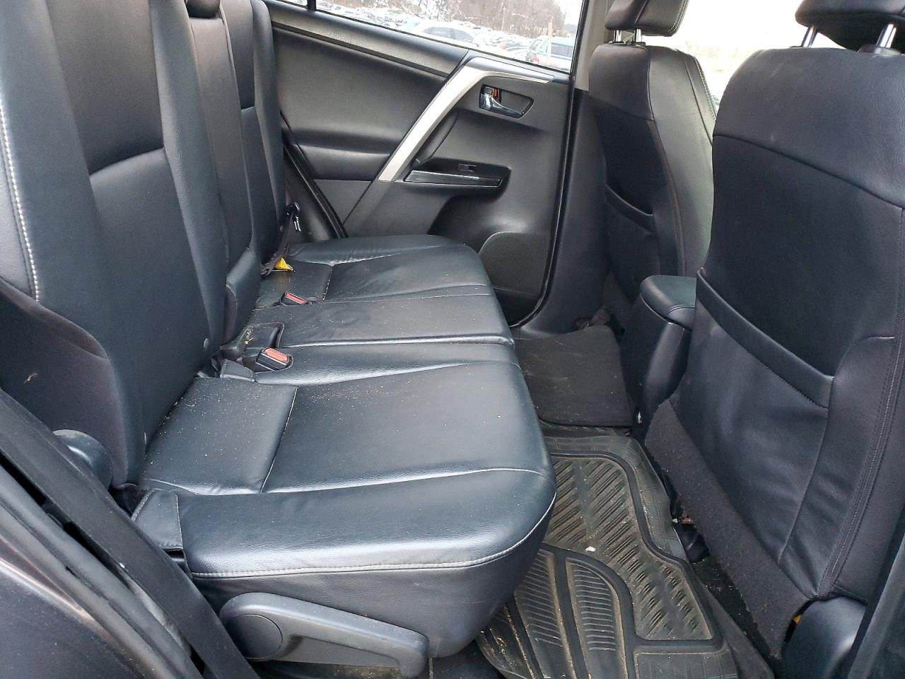 2016 TOYOTA RAV4 LIMITED photo 11