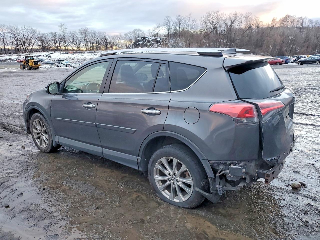 2016 TOYOTA RAV4 LIMITED photo 2