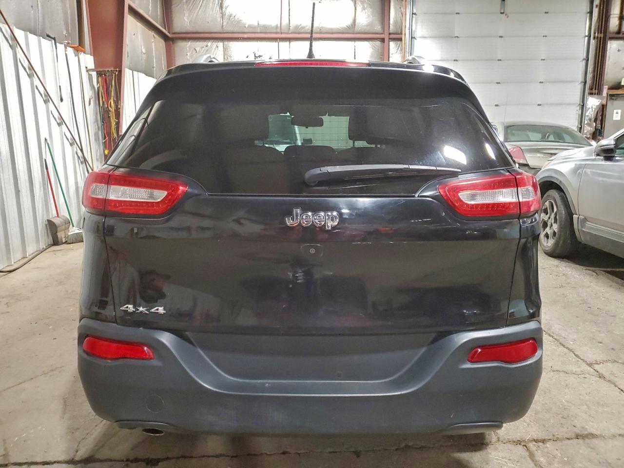 2018 JEEP CHEROKEE LATITUDE photo 6