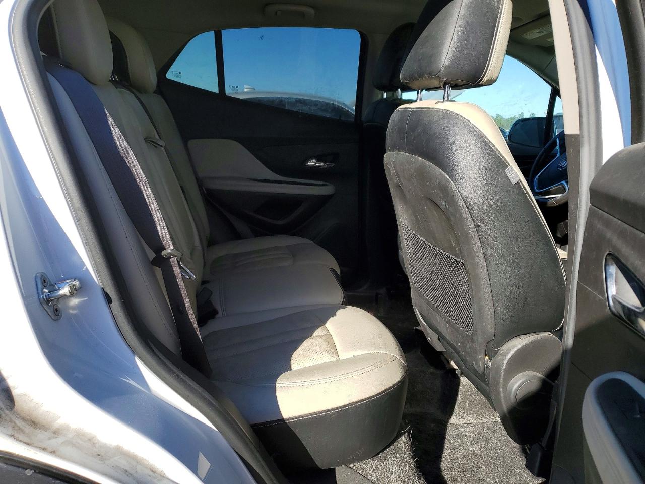 2017 BUICK ENCORE PREFERRED photo 11