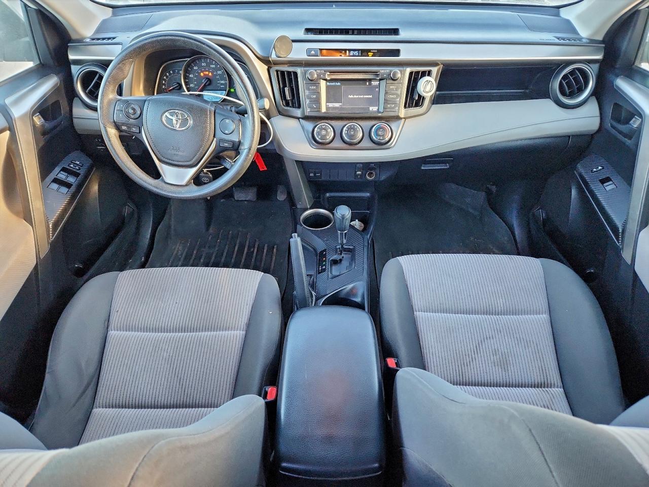2014 TOYOTA RAV4 LE photo 8
